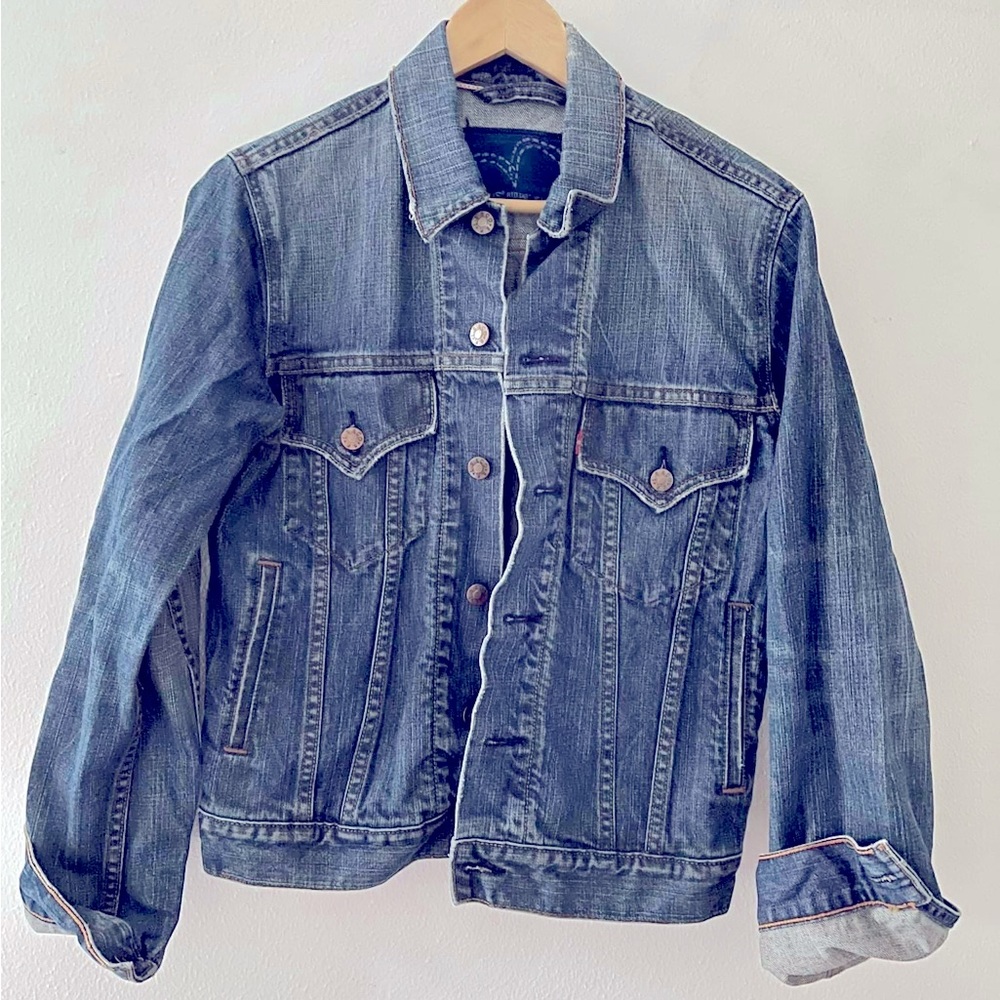 LEVI’S Red Tab Slim Trucker Jean Jacket Size Small
